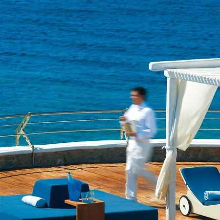 Hotel Mykonos Grand & Agios Ioannis Diakoftis