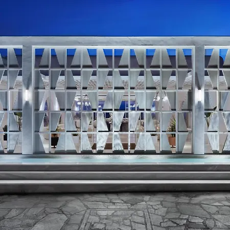 Mykonos Grand & Otel Agios Ioannis Diakoftis